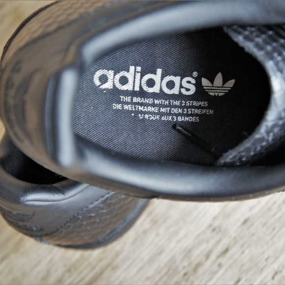 ADIDAS Superstar Snakeskin Trainers/ Size 10 - Picture 6 of 8